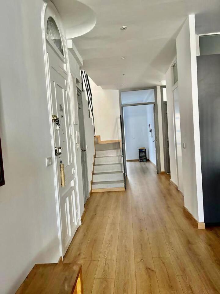Lovelyloft Flores Atico Alicante